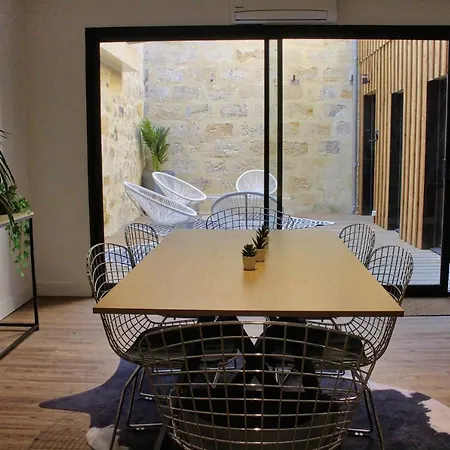 Magnifique Avec Patio - Duplex Proche Tram Bordeaux