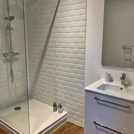 Magnifique Avec Patio - Duplex Proche Tram *
